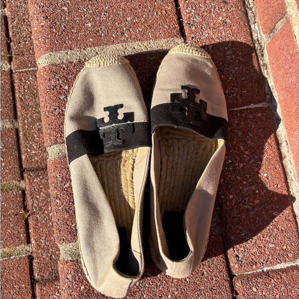 Tory Burch Tan Espadrilles with Black Emblem